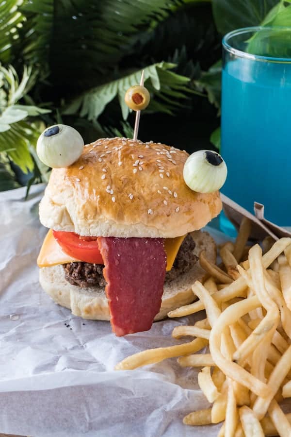 Made this DurrBurger cake for my sons 13th birthday. https://ift.tt/2ozmlHt  | Burger cake, Boy birthday cake, Food