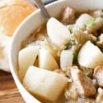 New Mexican Green Chile Stew, This green chile stew is perfect for any cold fall night! You won’t be able to stop eating it! #atablefullofjoy #greenchile #newmexico #nmtrue #stew #fall #delish #hatch