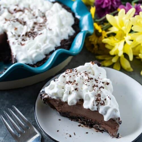 French Silk Pie, a classic chocolate cream pie that is delicious year-round! #atablefullofjoy #frenchsilkpie #chocolate #chocolatepie #pie #holidaydessert #dessert